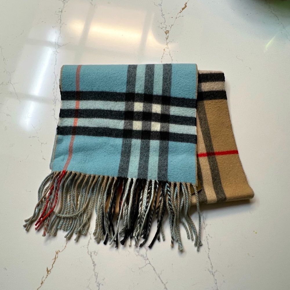 BURBERRY.   Contrast Check Cashmere Scarf